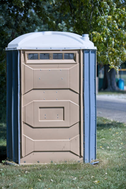 Best Portable toilet rental cost  in Niantic, CT